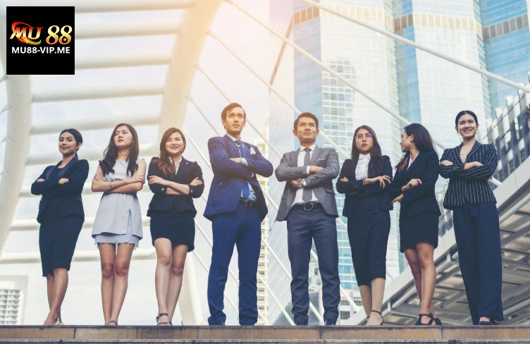 Đội Ngũ Chuyên Nghiệp